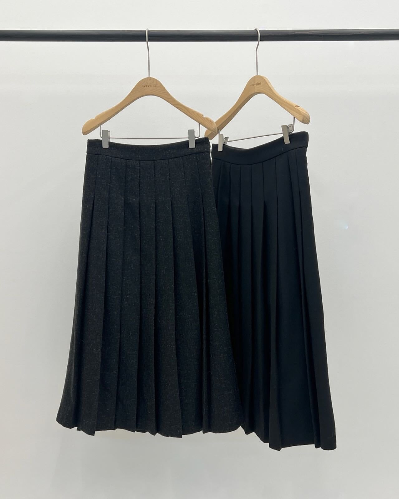 Betty pleated long skirt-2col