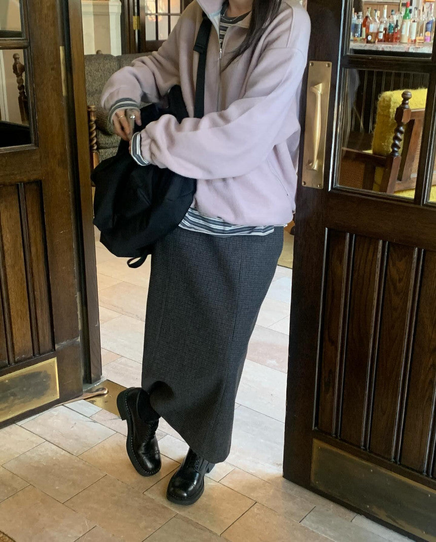 warm sweatshirt-3col