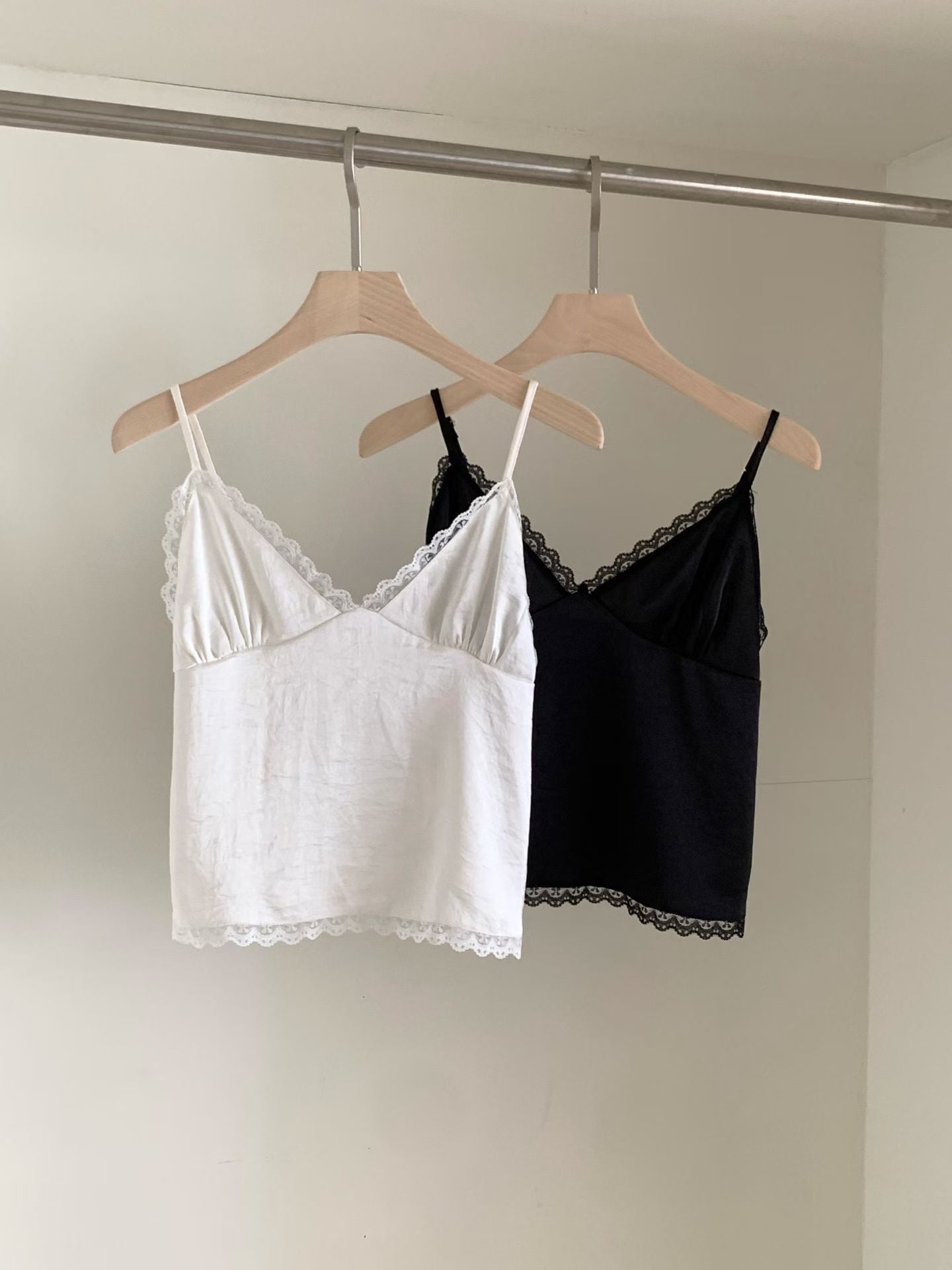 satin slub lace sleeveless-2col