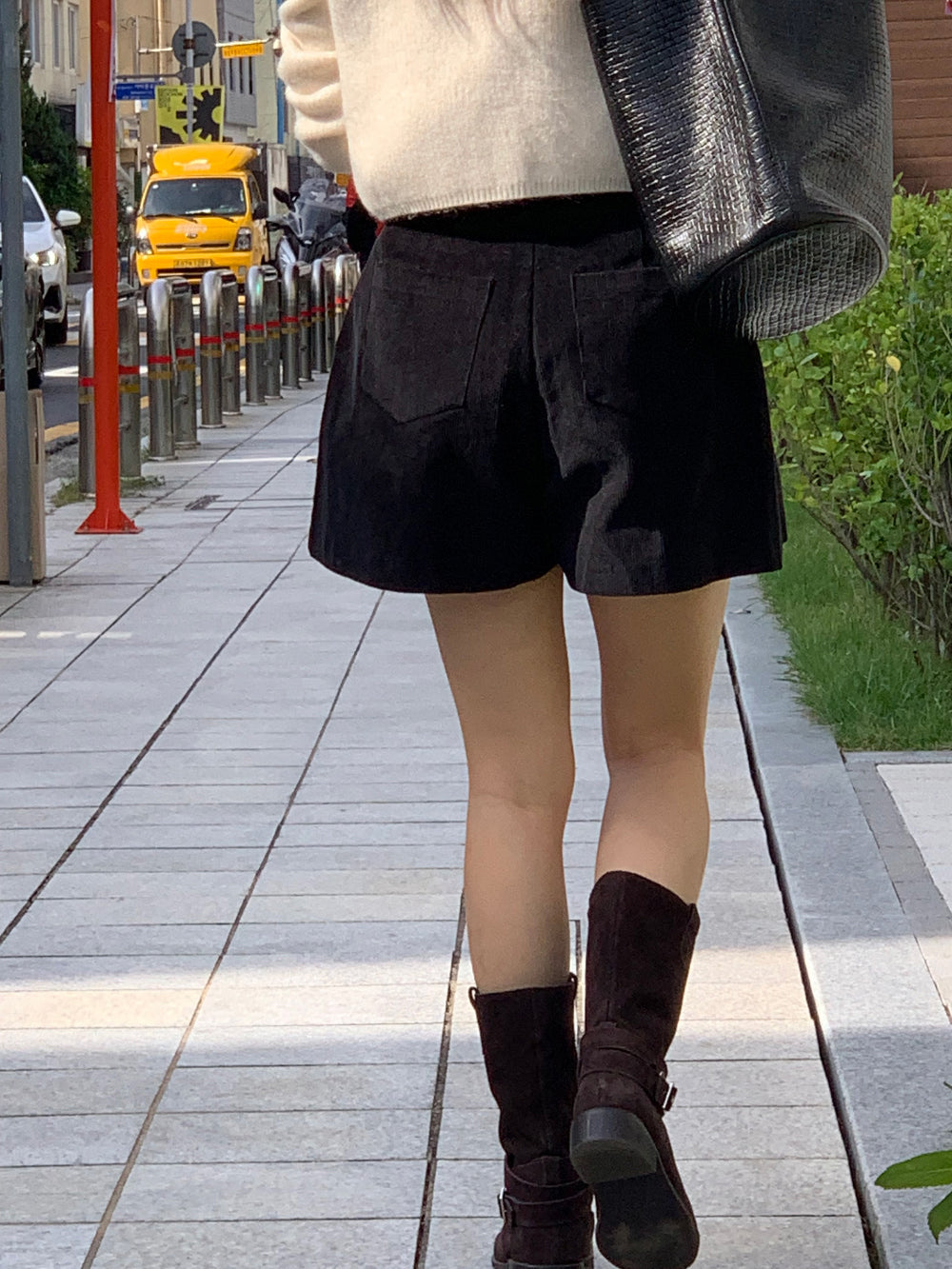 Picaboo corduroy shorts-2col