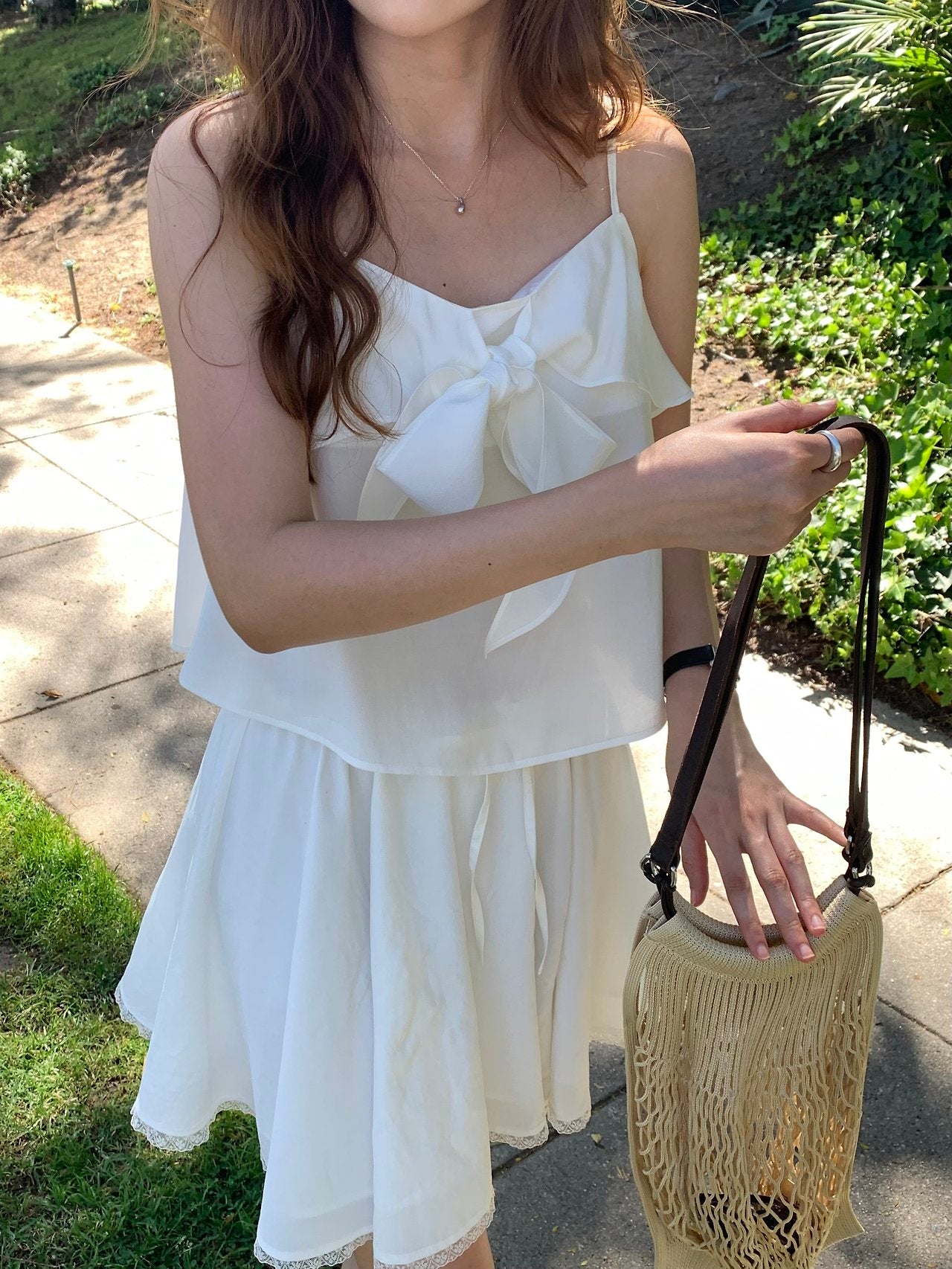 Seline ribbon sleeveless blouse-2col