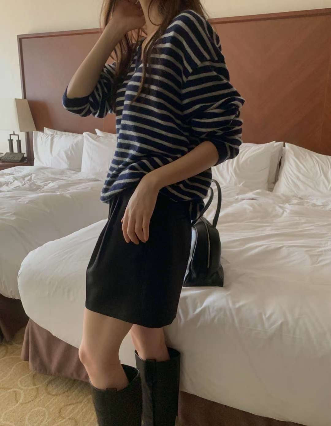 s.t v neck knit-3col
