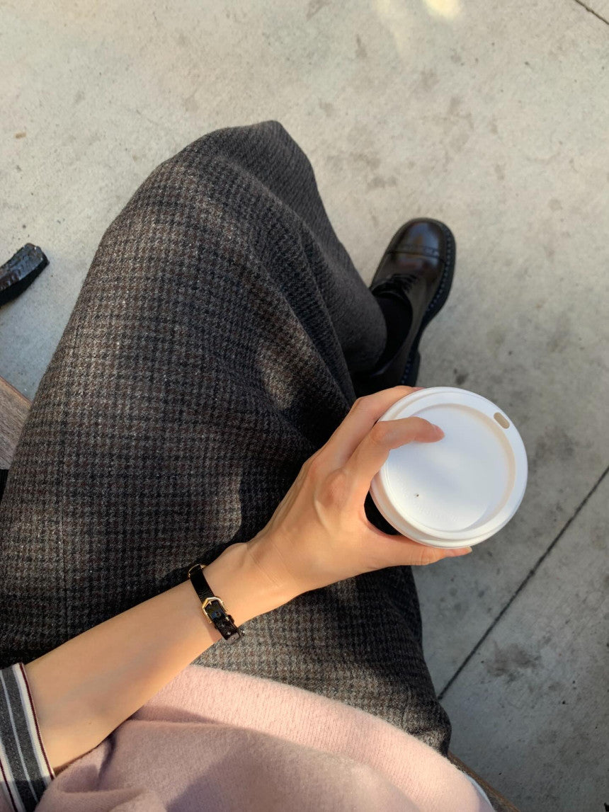 Sola wool check skirt