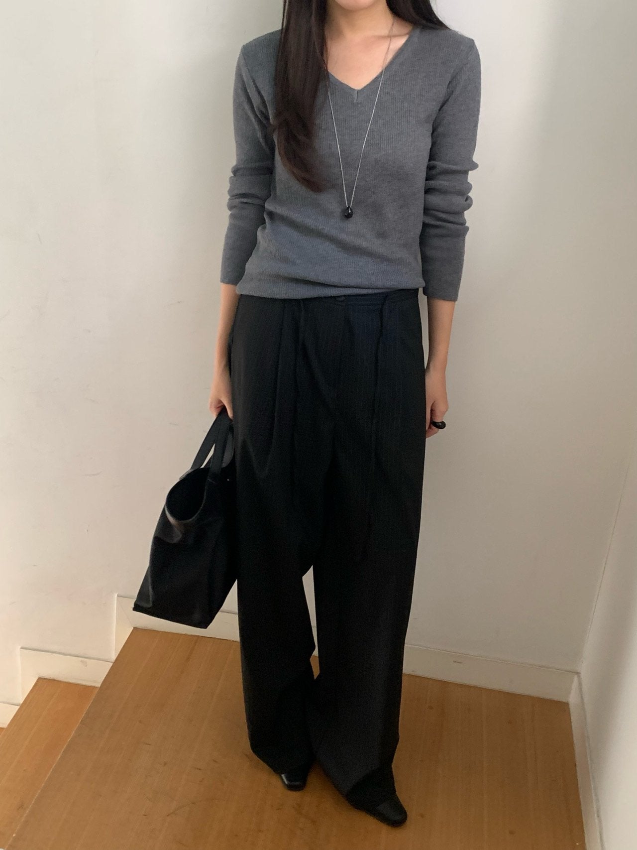 Ibon V-Neck knit-4col