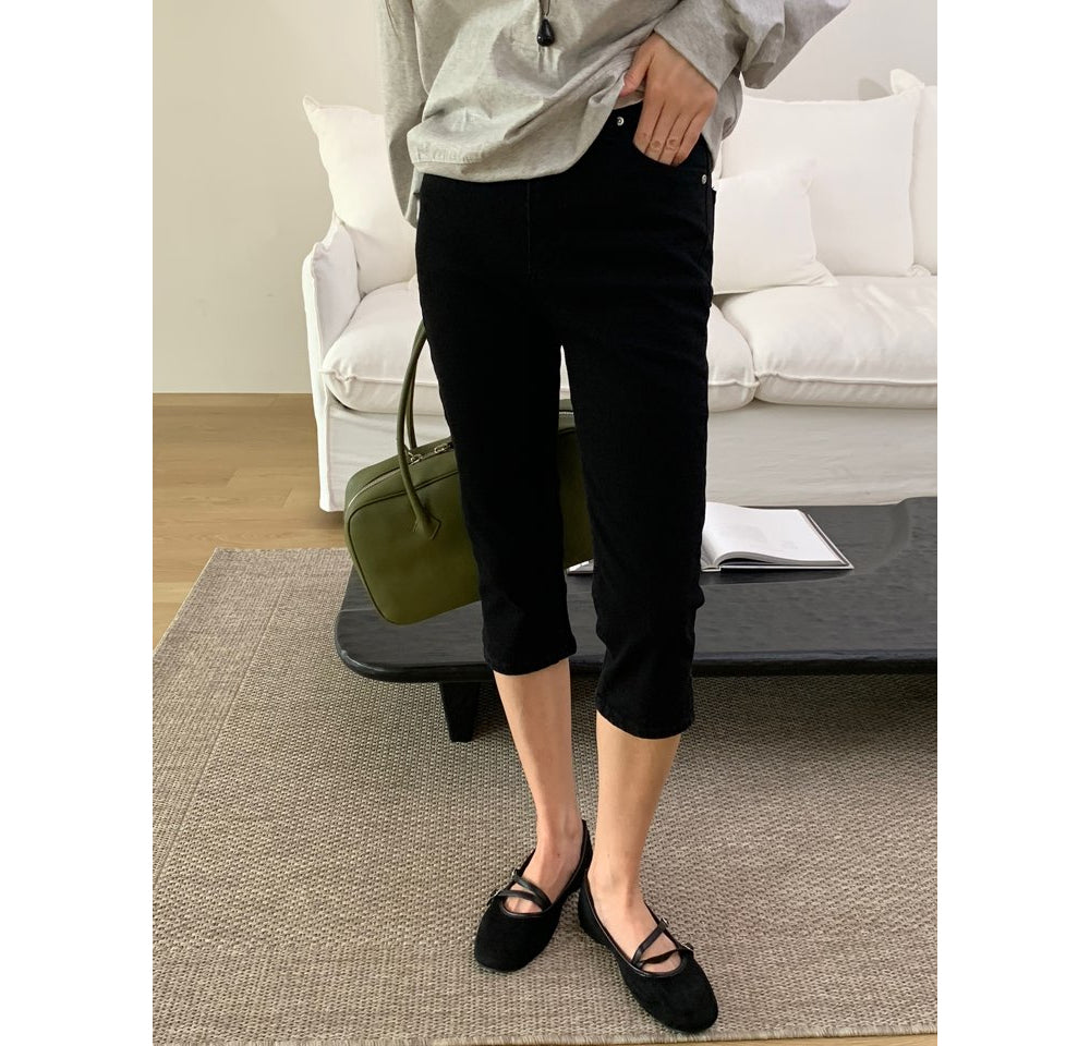 Low-rise capri pants