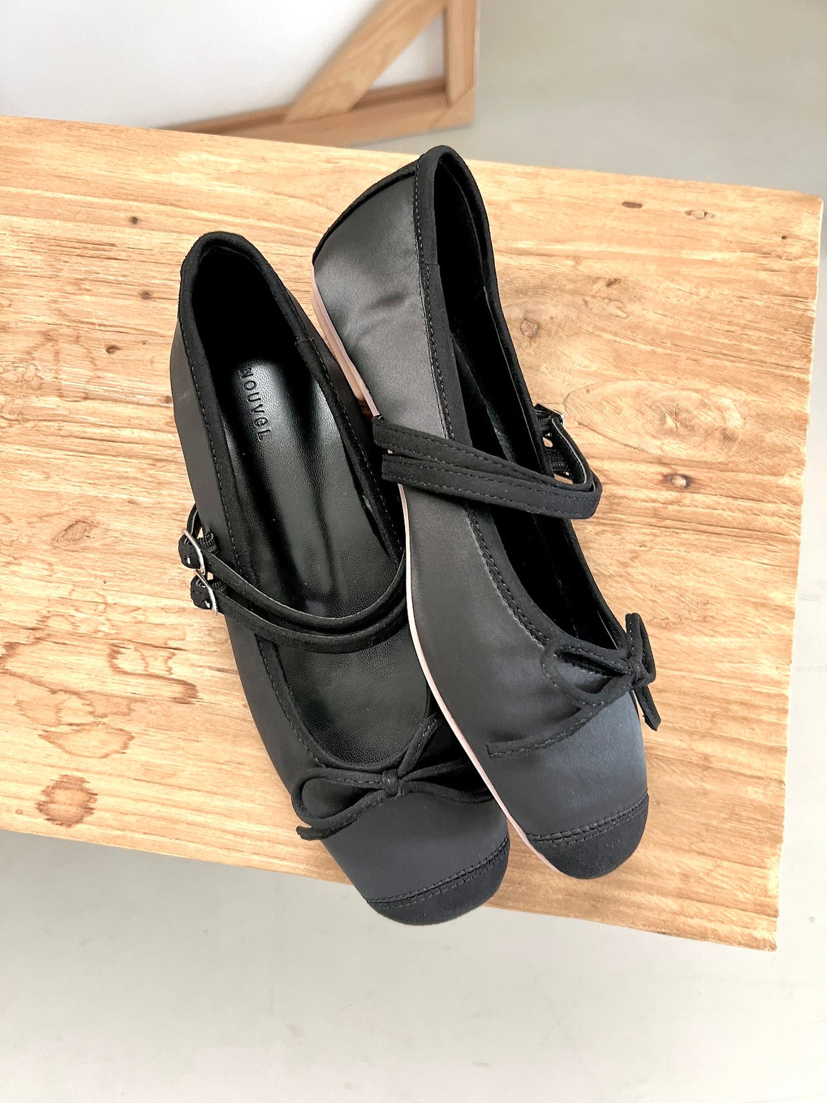 Molded double-strap Mary Jane