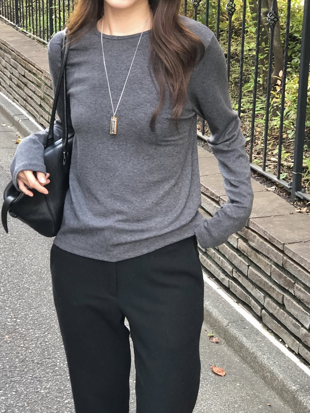 louise soft round-neck t-shirt-4col