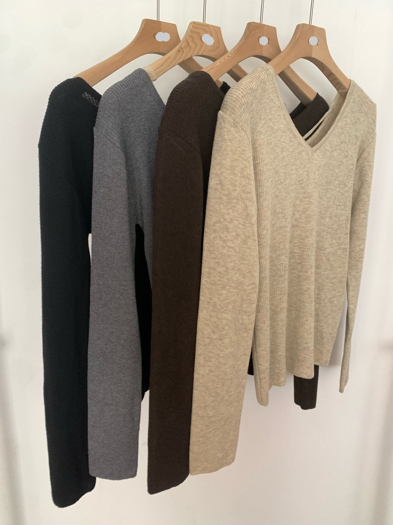 Ibon V-Neck knit-4col