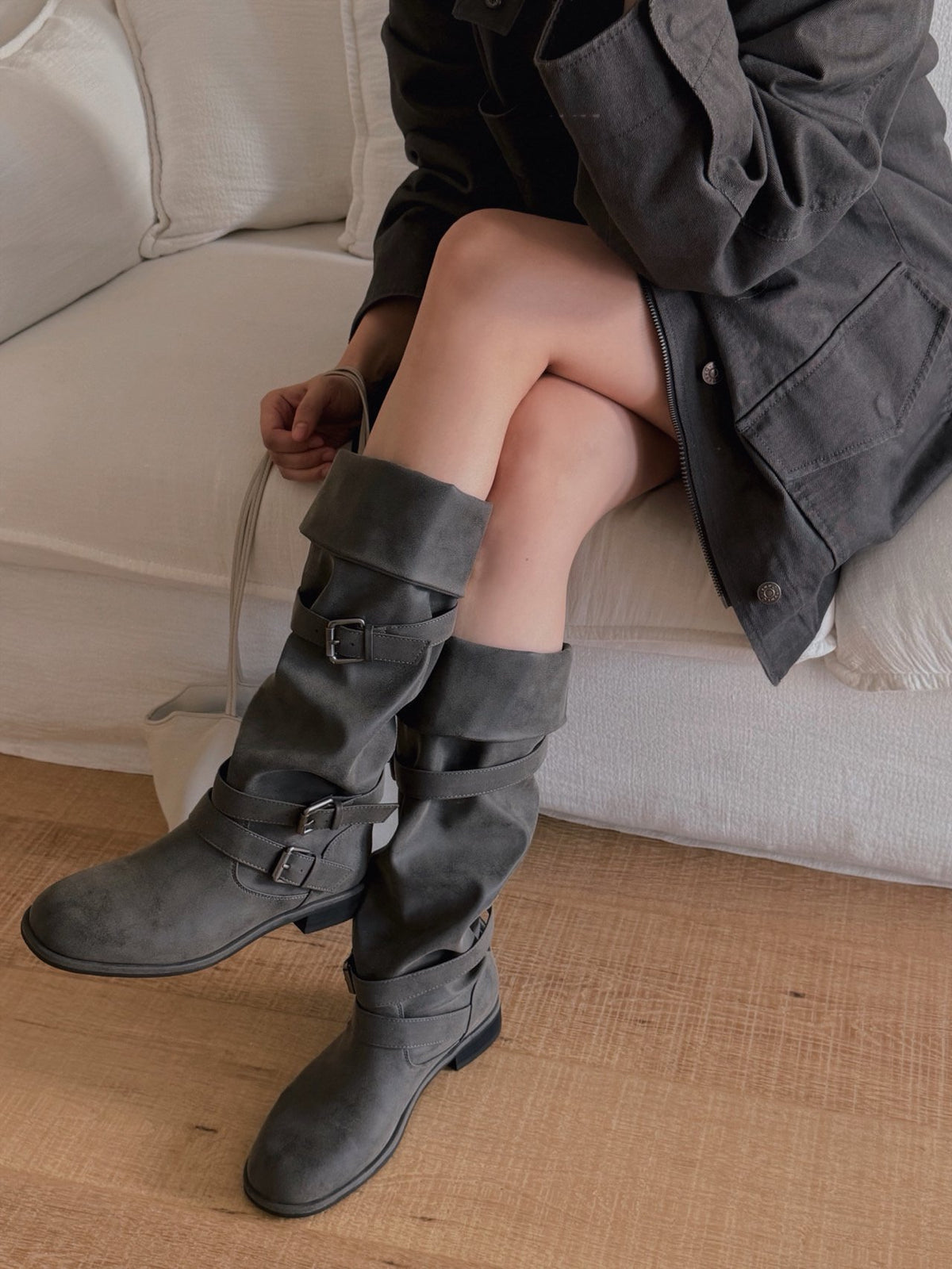 belted slouch boots-2col