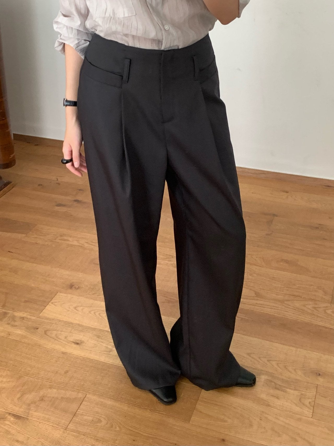 Root slacks-2col