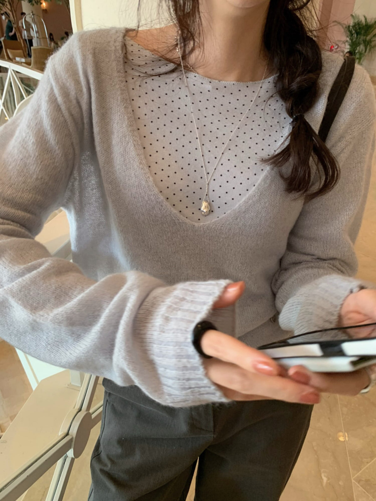yuri v neck knit-4col