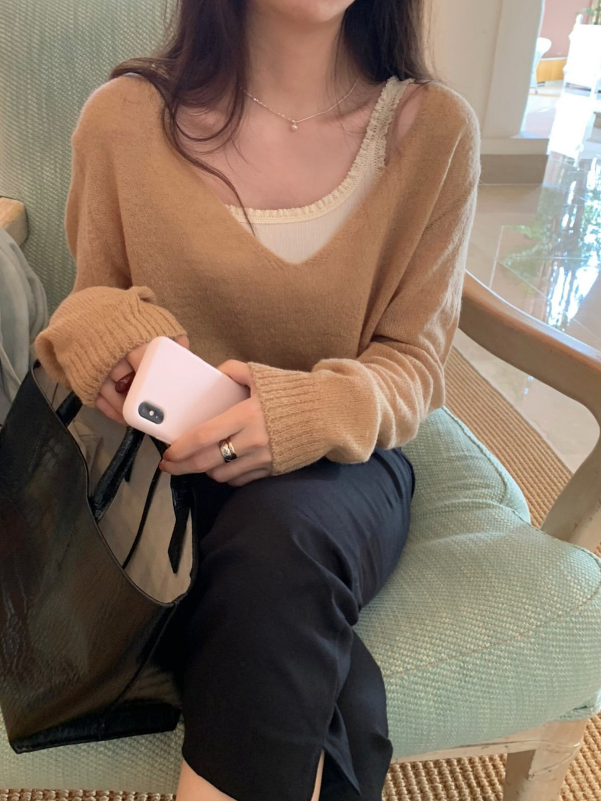 yuri v neck knit-4col