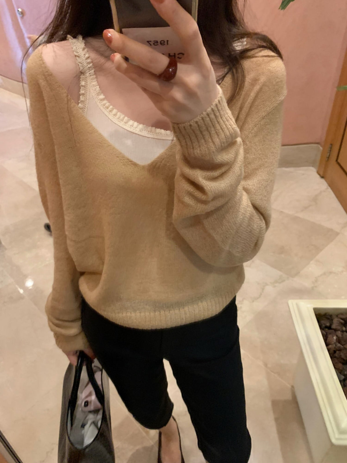 yuri v neck knit-4col