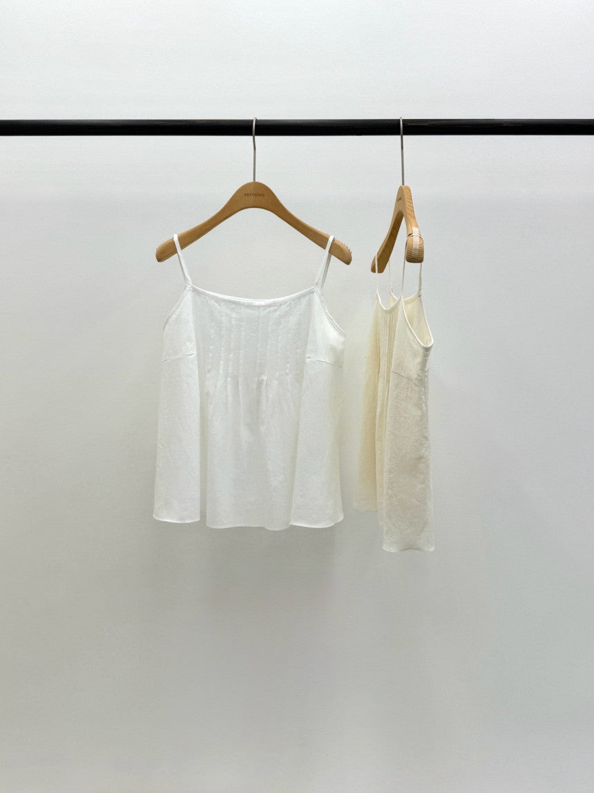 Lobe pintuck sleeveless blouse-2col
