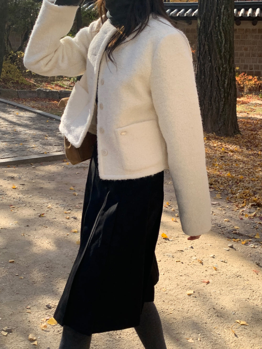 some suede skirt-2col