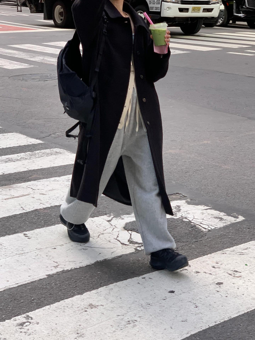 warm sweatpants-3col