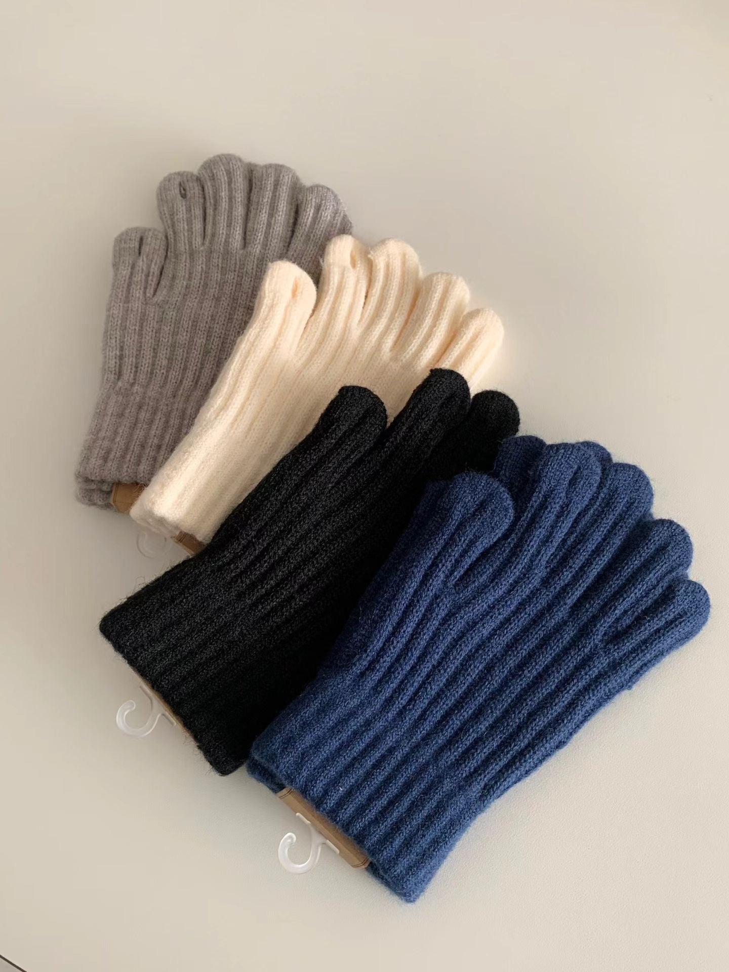 Snow Finger hole Gloves