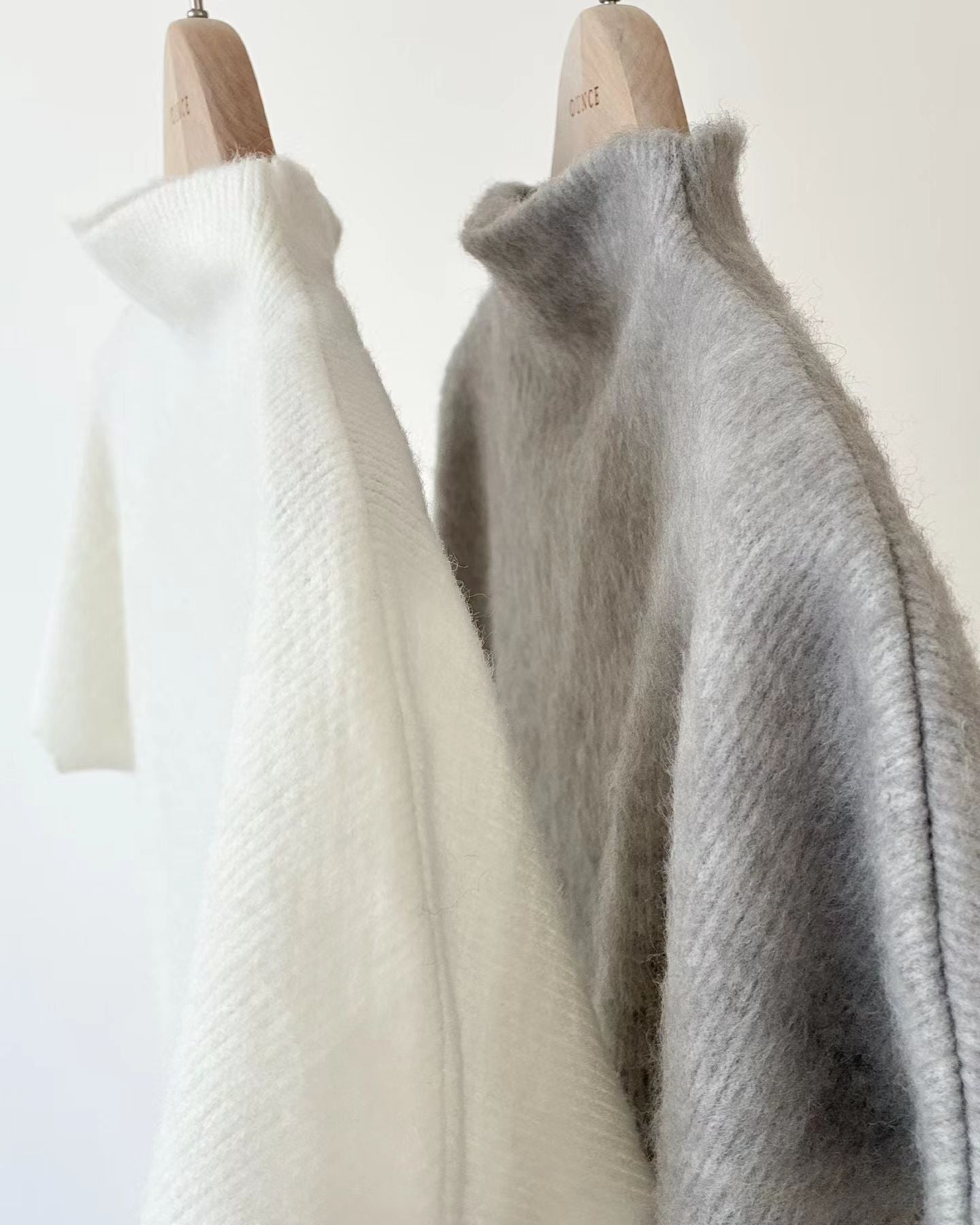 Ounce blooming half blouse-2col