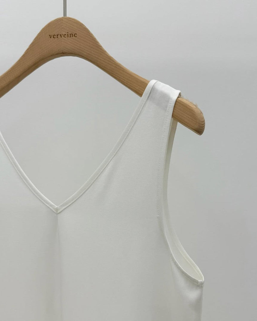 Ridge v-neck back string onepiece