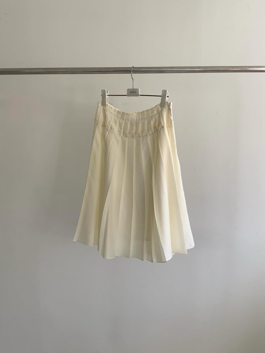 page skirt