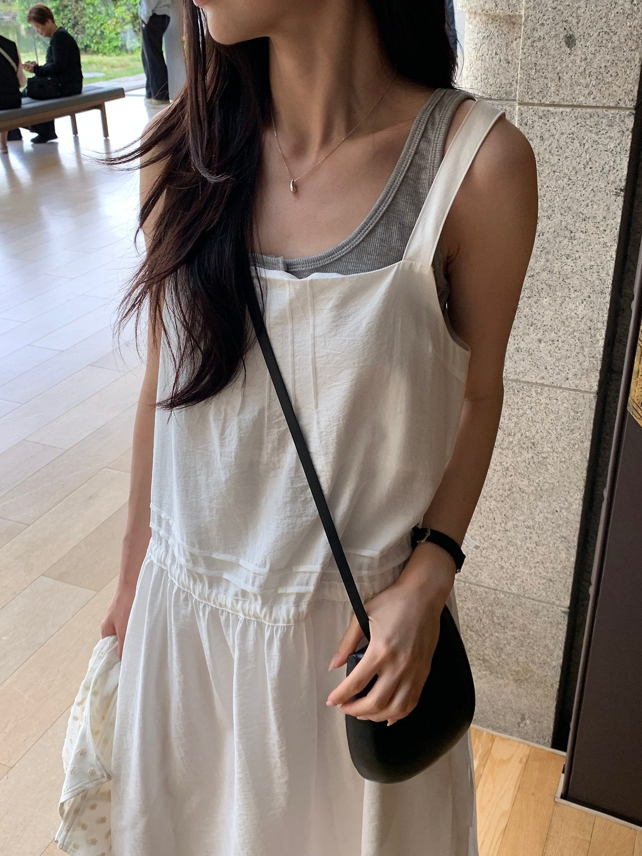 Flow pintuck lace long onepiece