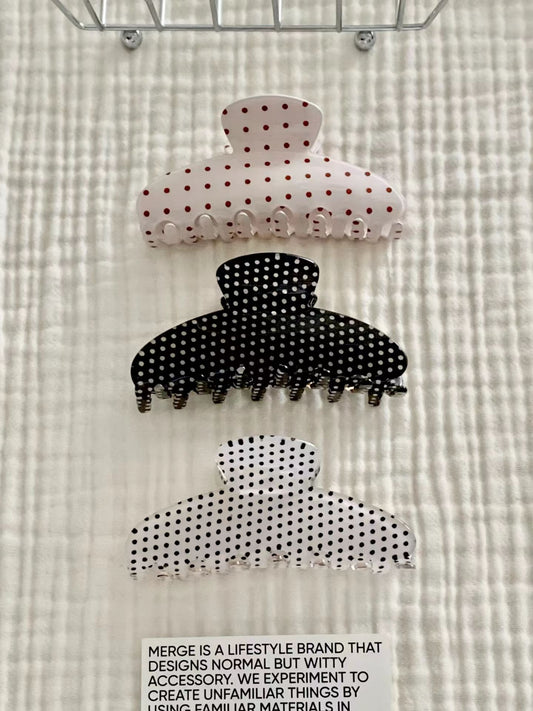 dot tongs pin
