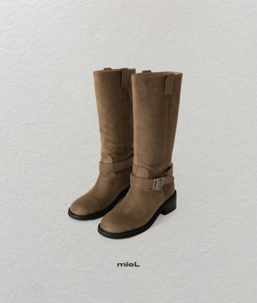 Buckle suede boots