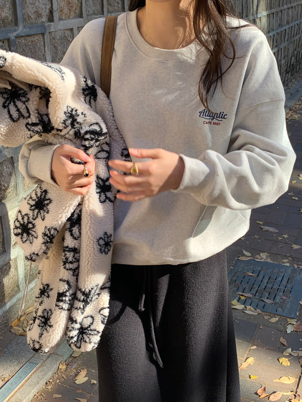 rosy flower jumper-2col