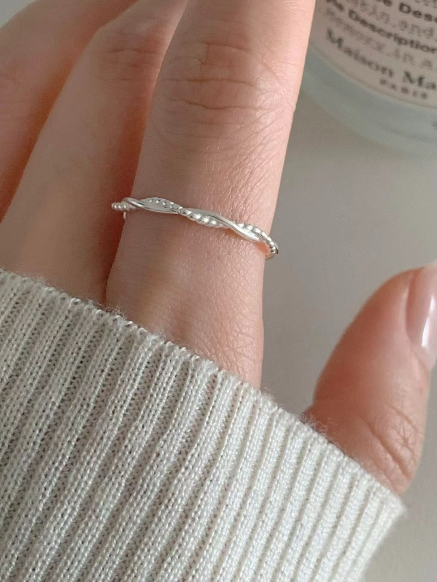 Rhyme twist open ring