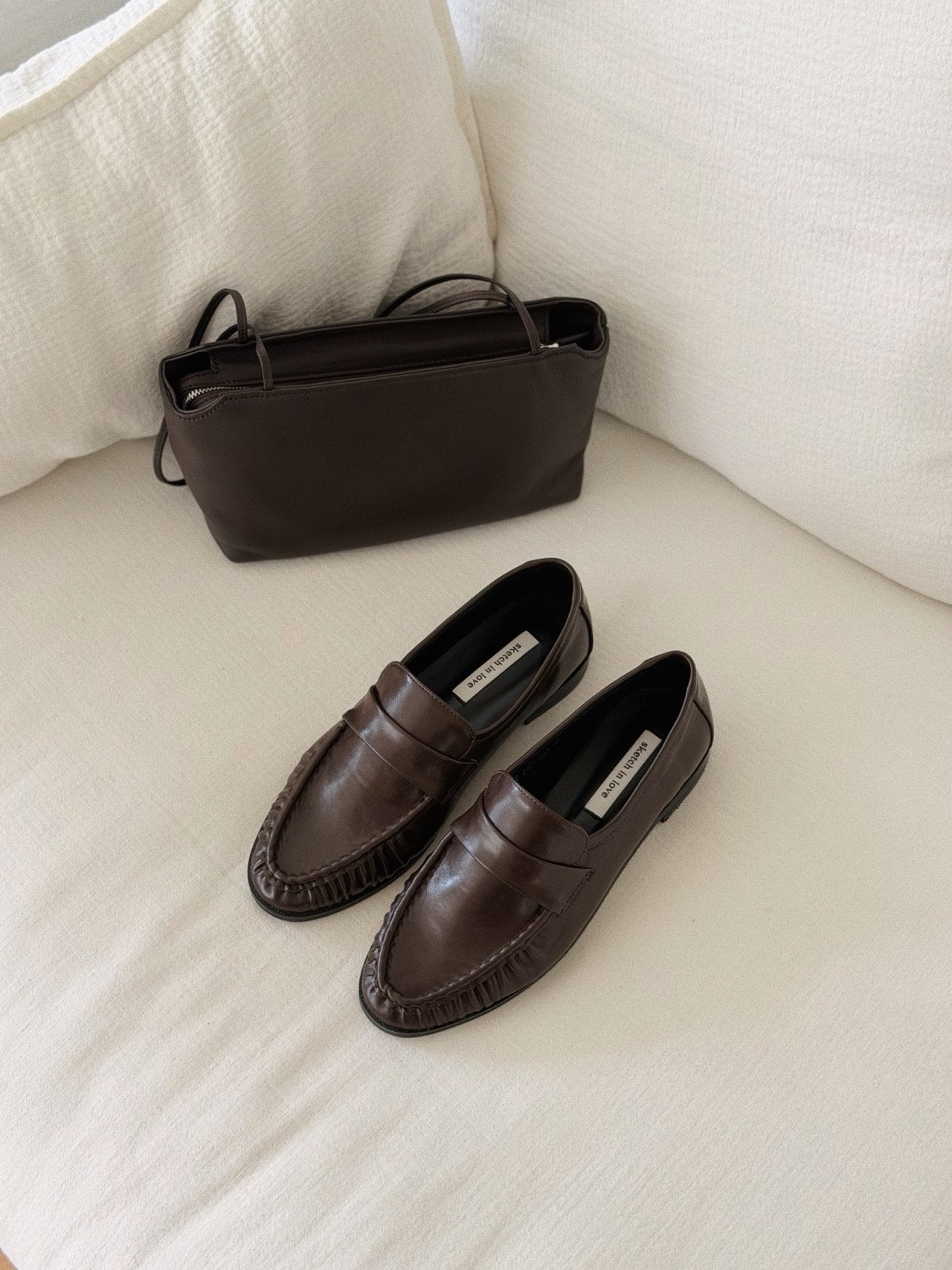 Classic Shirring Loafer
