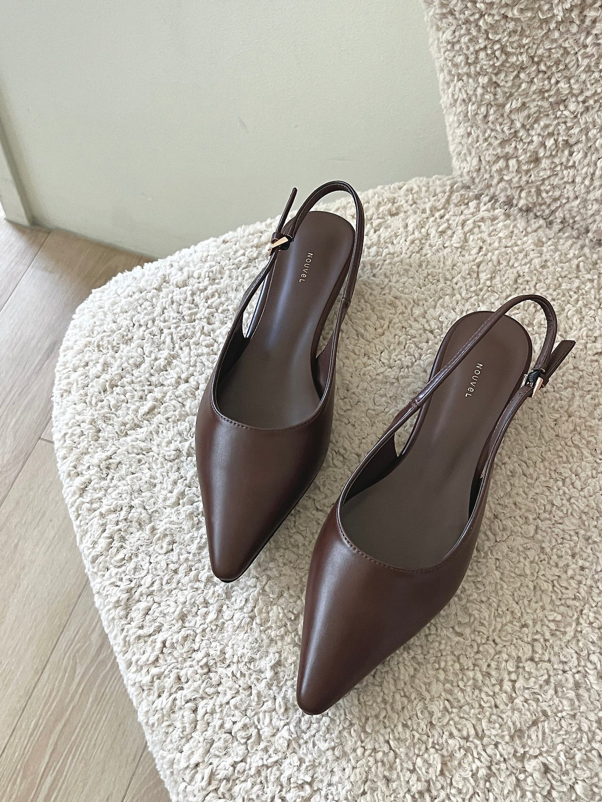 Wedge sling back with pointed toe