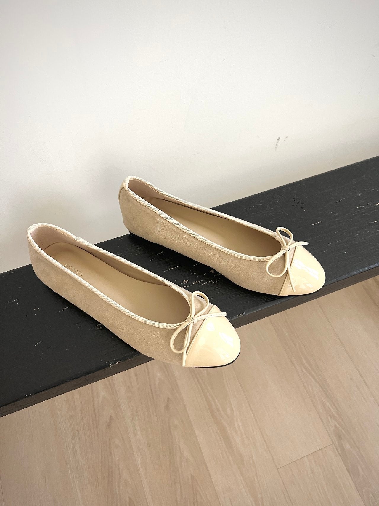 Autumn suede ribbon flats