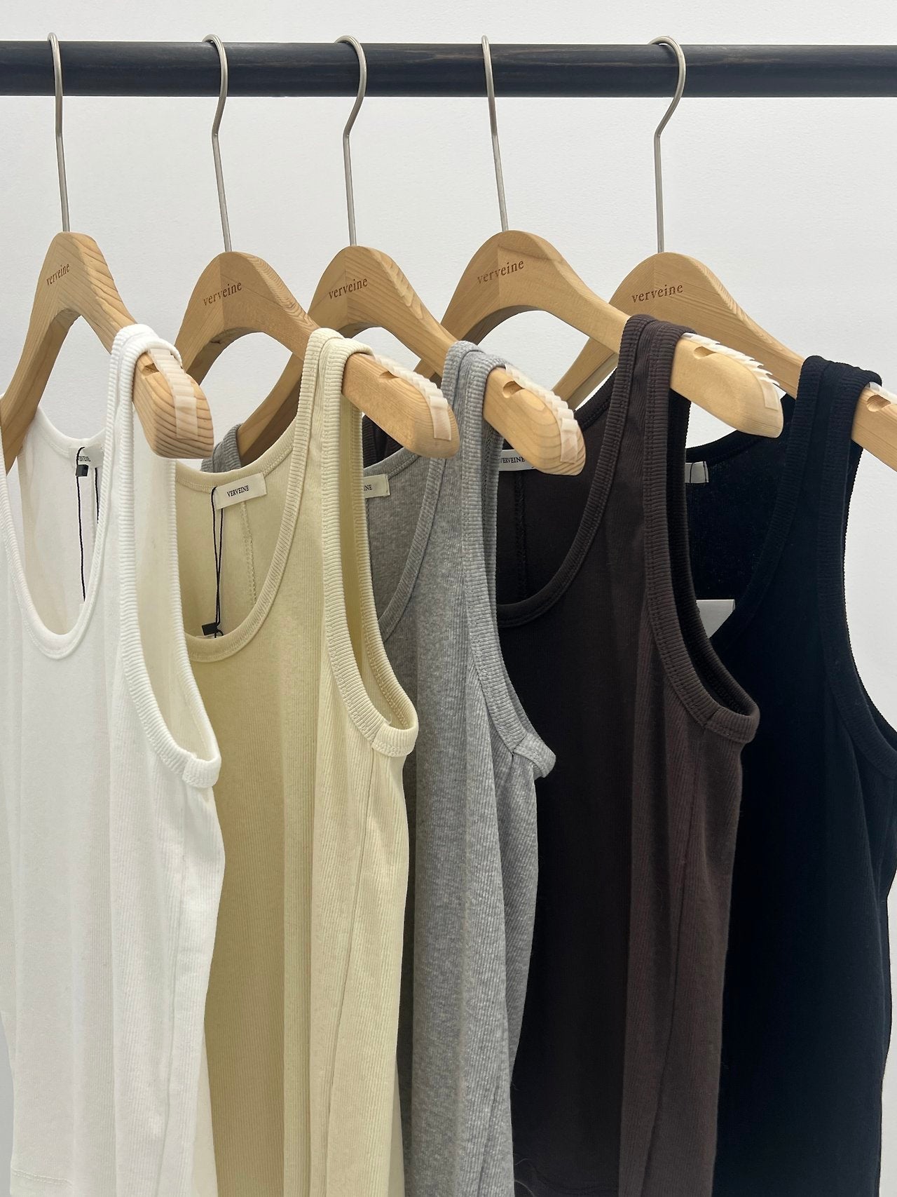 Line U-neck panel sleeveless-5col