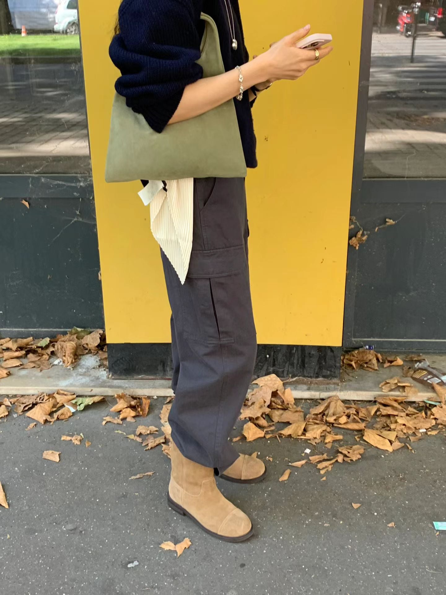 Ounce ron v neck knit-2col