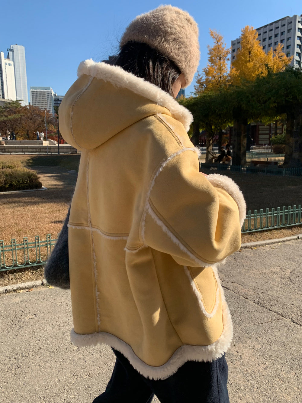 Shabble Mustang-2col