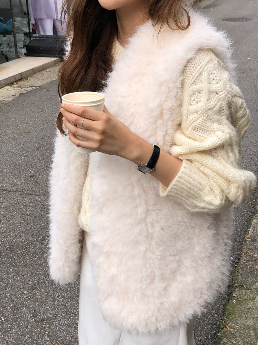 Kelly shearling vest