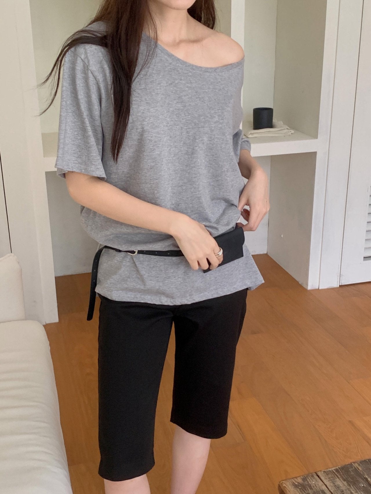 Off-shoulder T-4col