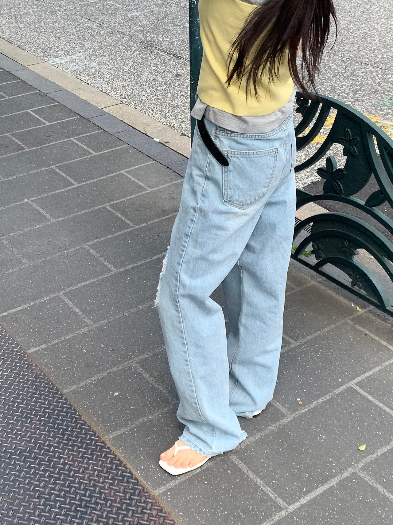 Mood straight damage denim
