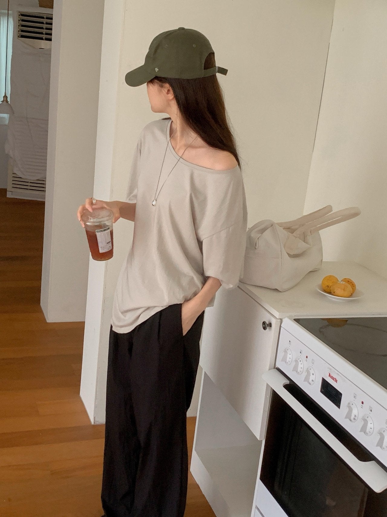 Off-shoulder T-4col