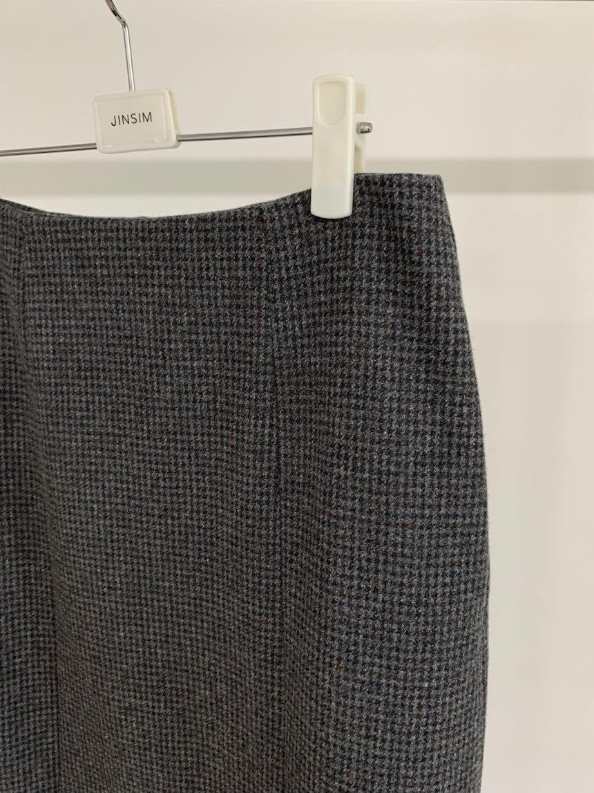 Sola wool check skirt