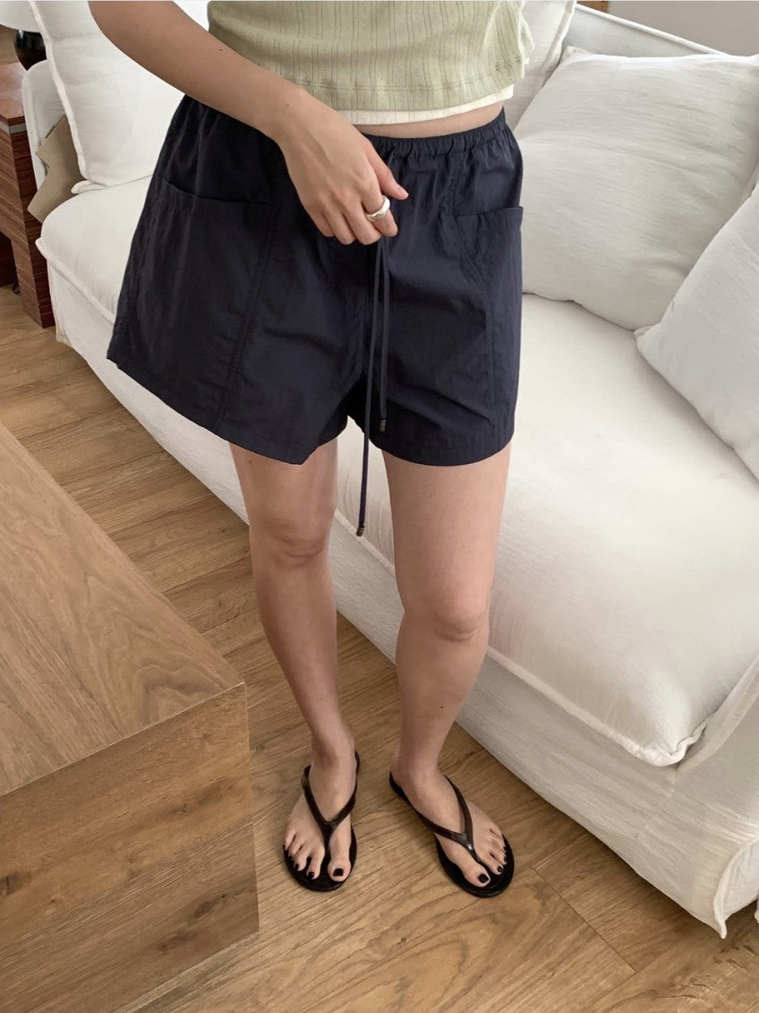 Calling shorts-3col