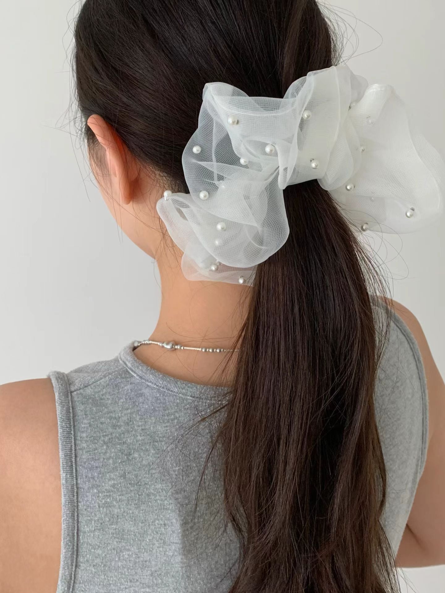 Pearl scrunchies