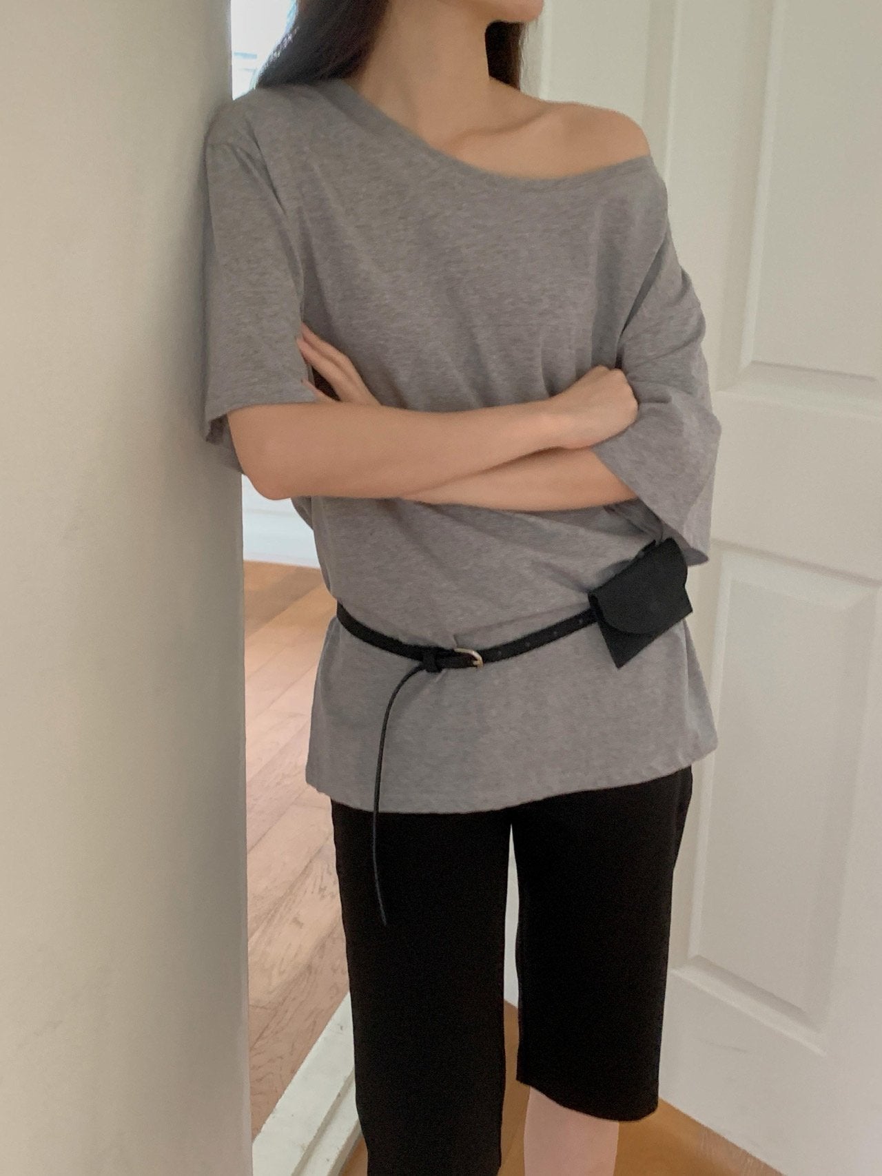 Off-shoulder T-4col