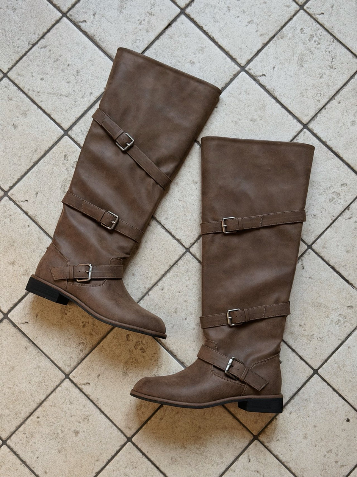 belted slouch boots-2col