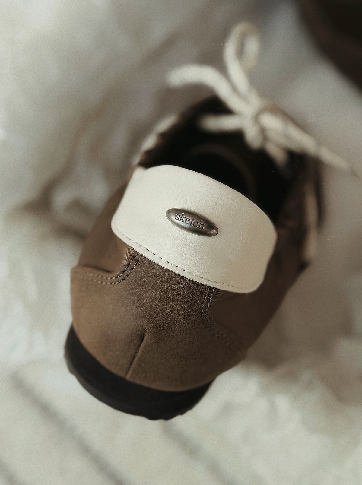 hazel satin sneakers-2col
