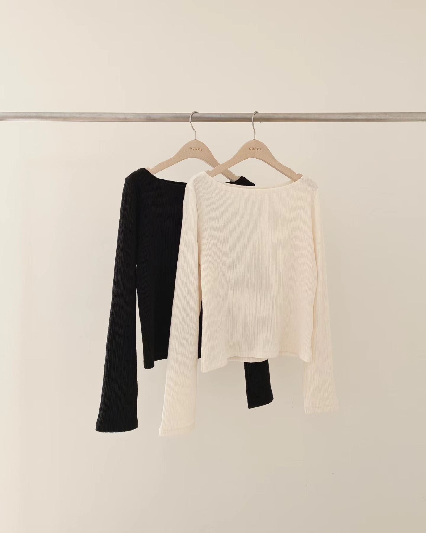 Ounce pleats boat nack T-2col