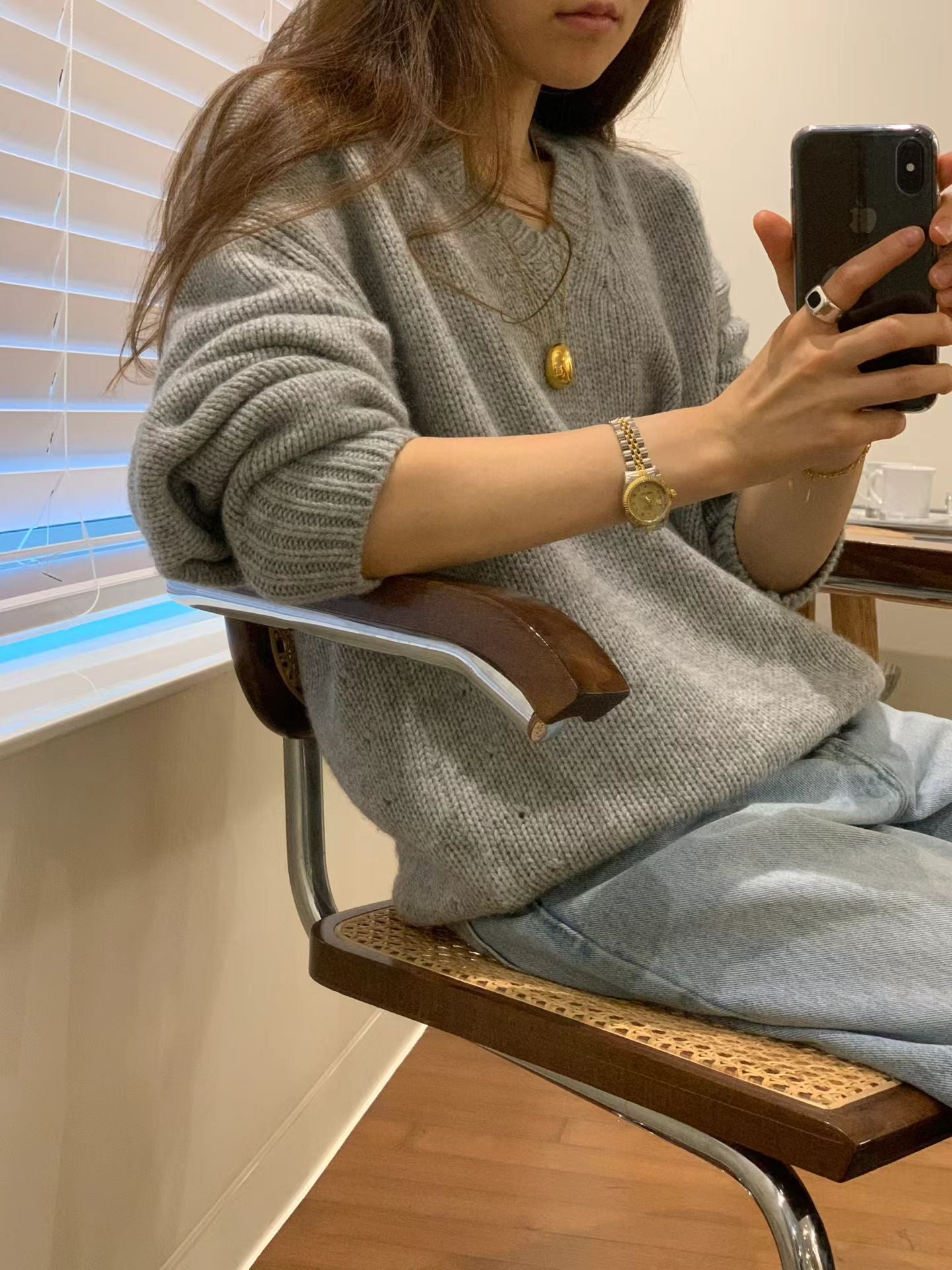 Ounce ron v neck knit-2col