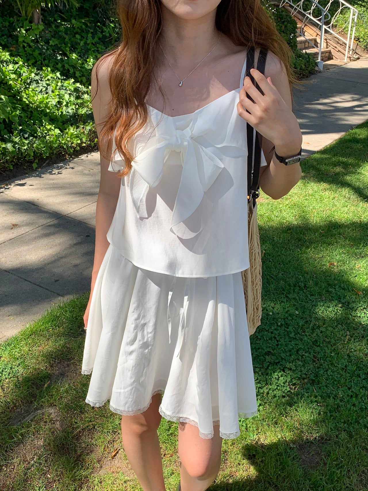 Seline ribbon sleeveless blouse-2col