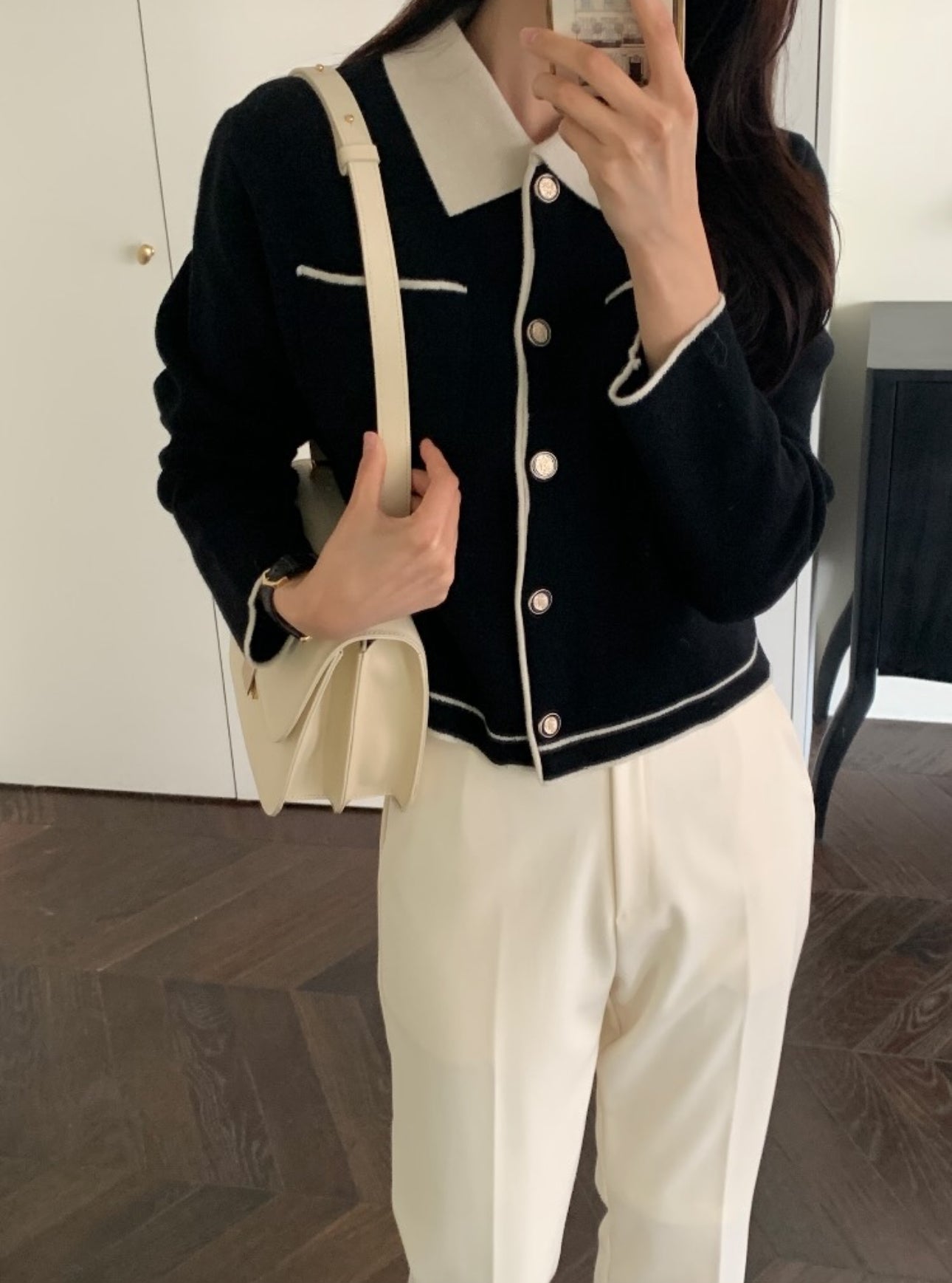 Letter cardigan-3col