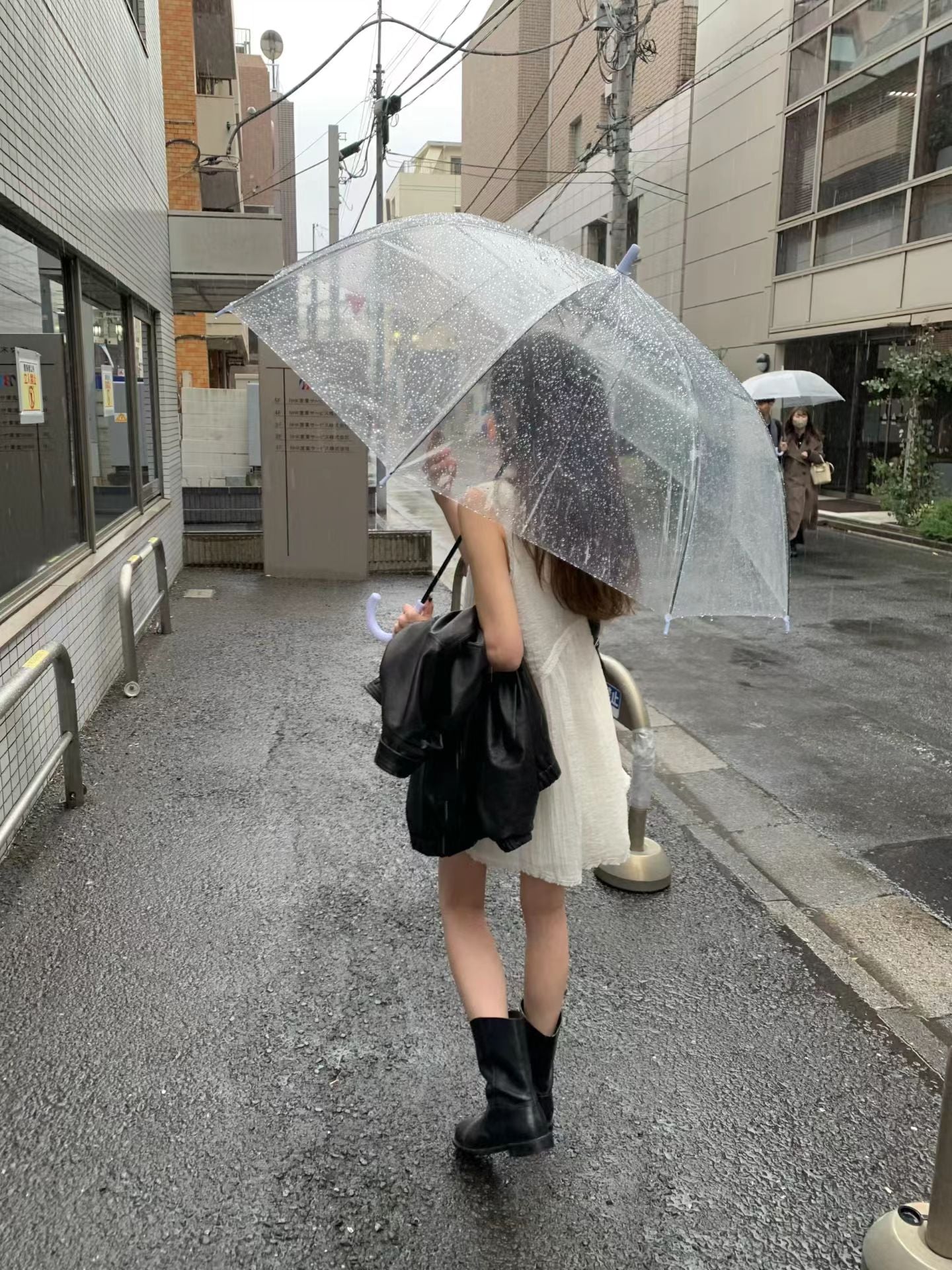 Ounce sheer u neck onepiece-2col